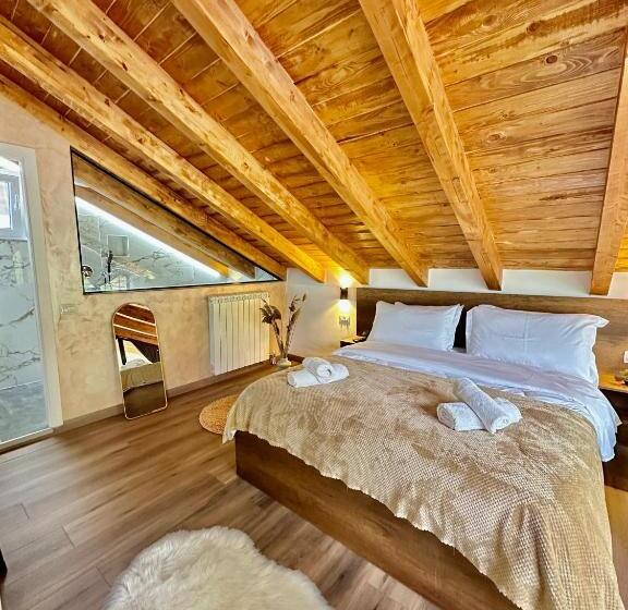 پانسیون Guesthouse Marashi