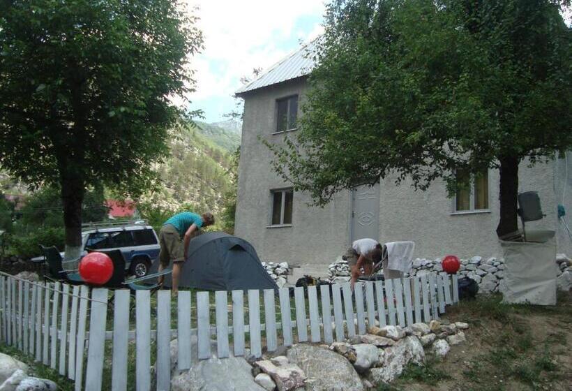 پانسیون Guesthouse Marashi