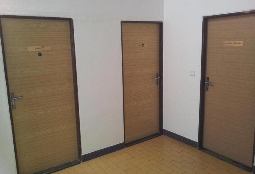 پانسیون Penzion Tenis