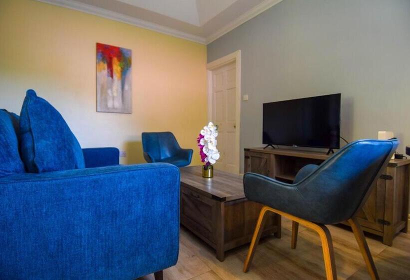 Sea Piton View Apartment  Location, Convenience, Modern Living