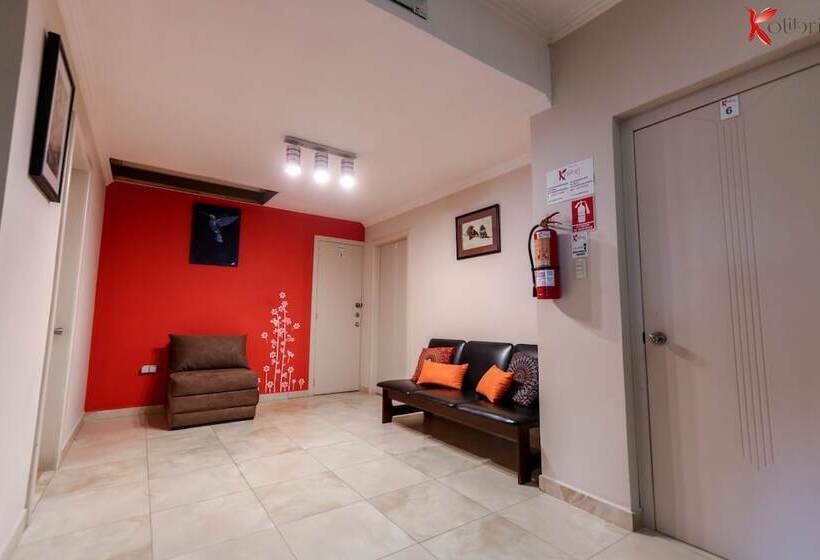بنسيون Hostal Kolibri B&b