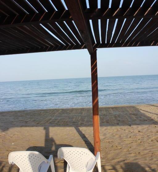 هتل Camino Palmero Coveñas