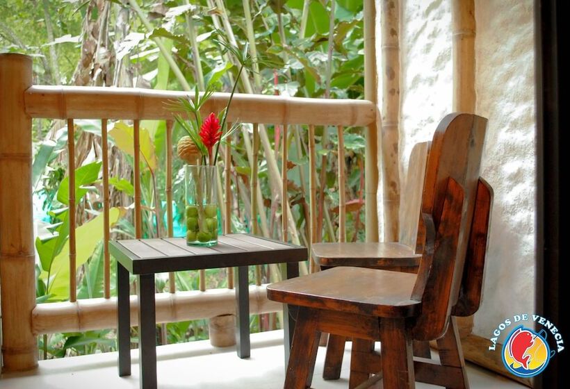 هتل Lagos De Venecia