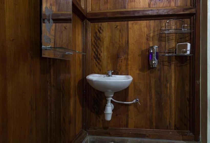 پانسیون Rain Forest Guest House