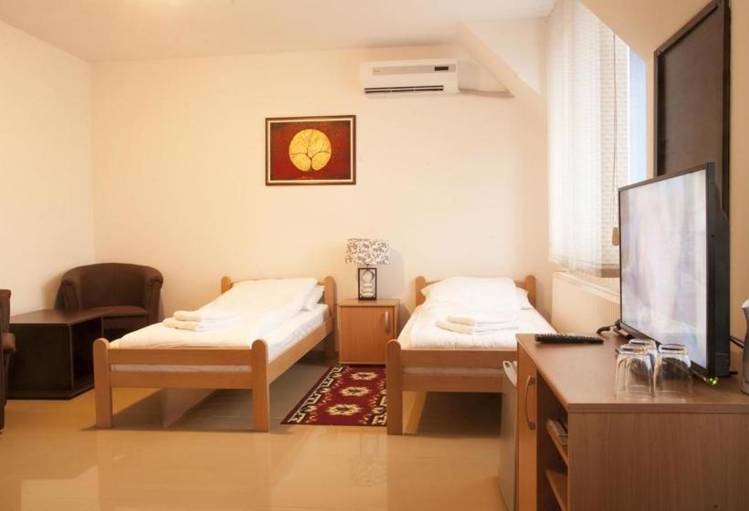 پانسیون Guest House Royal Ii