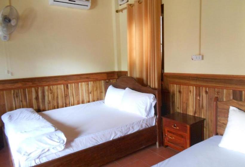 پانسیون Zuela Guesthouse