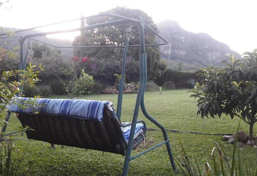 הוסטל Villa Los Agaves   Hospedería