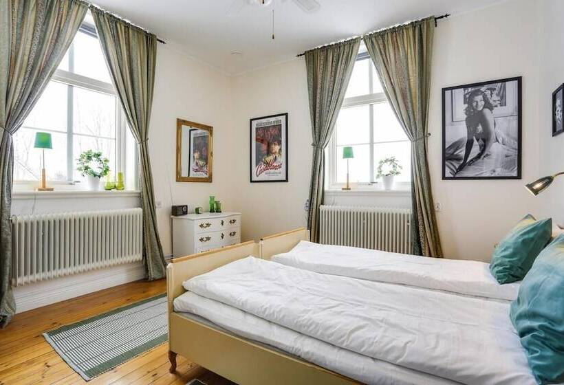 تختخواب و صبحانه Hagbackensgård Bed&breakfast
