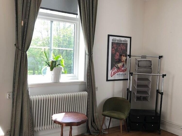 تختخواب و صبحانه Hagbackensgård Bed&breakfast