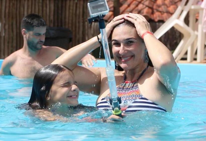 פנסיון Ganso Complexo De Lazer