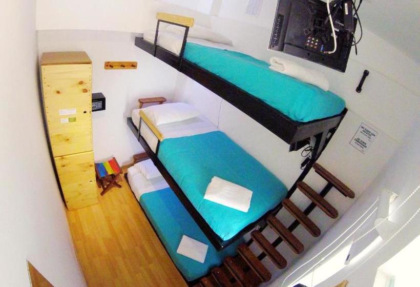 پانسیون Hostal De La 57