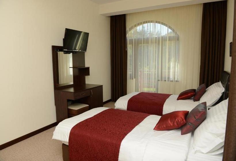 بنسيون Vila A&n