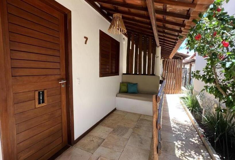 بنسيون Aki Pousada