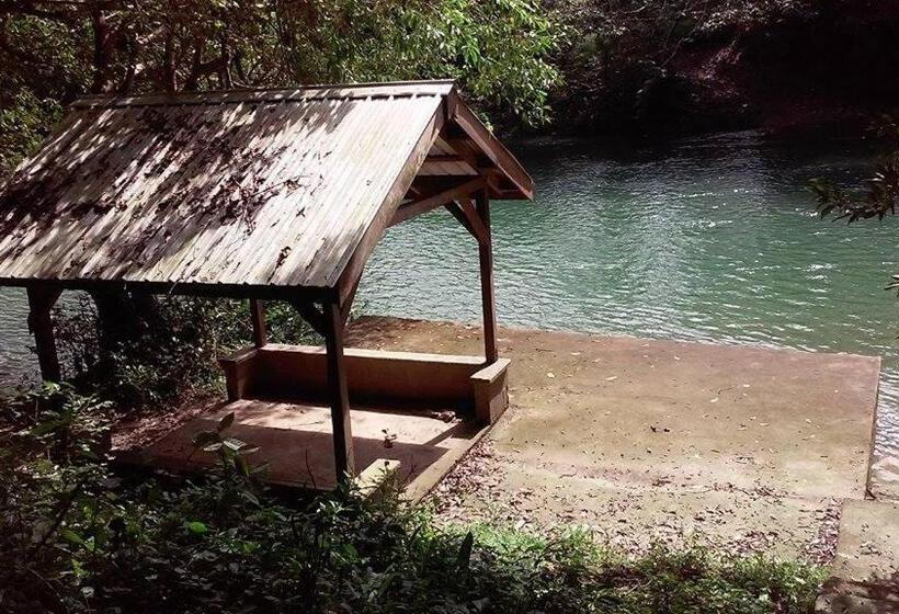 بنسيون Don Santiago Guesthouse Downtown