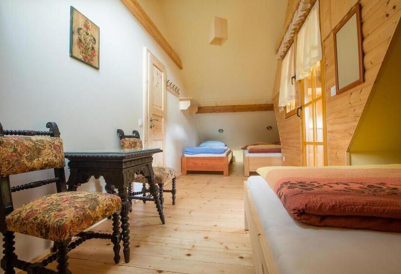 פנסיון Guest House Kraljev Hrib
