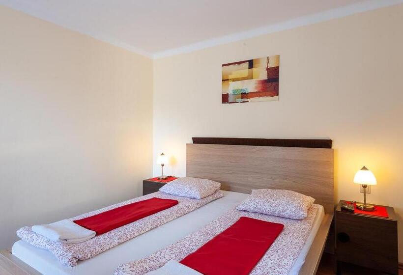 بنسيون Haus Alpenblick Mölltal