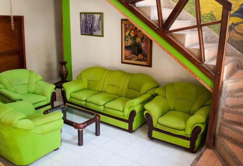 پانسیون Hostal Pelikan Taganga