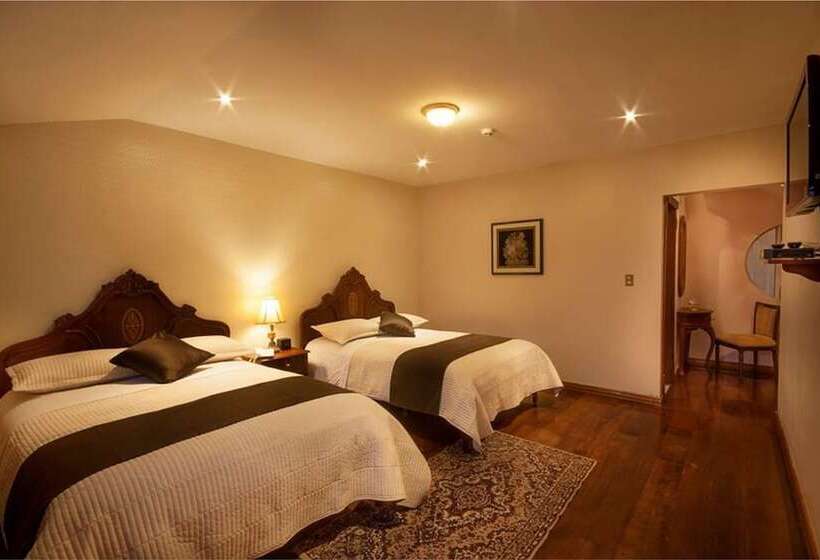 بنسيون Villa Emilia Hostal