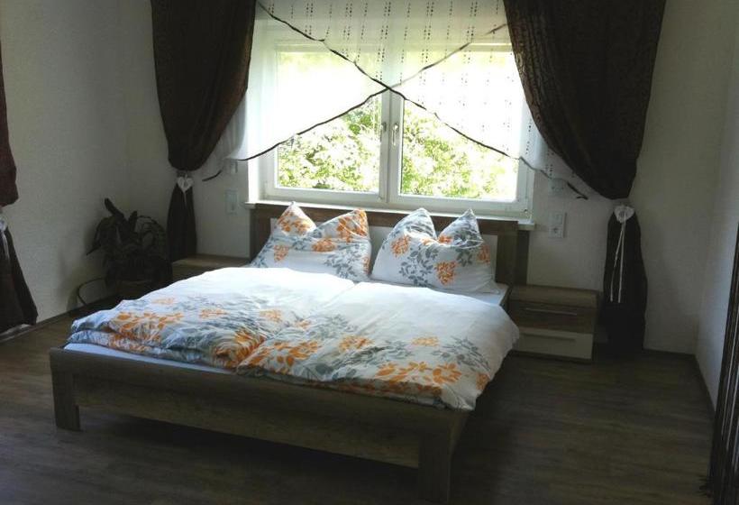 ユースホステル Harmonie Stüberl