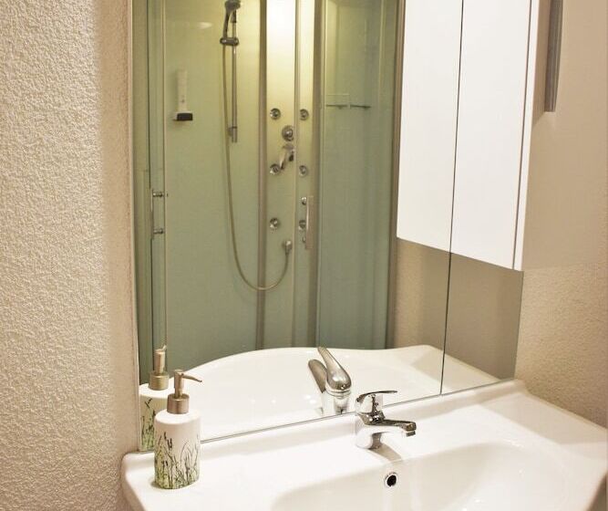 ユースホステル Harmonie Stüberl