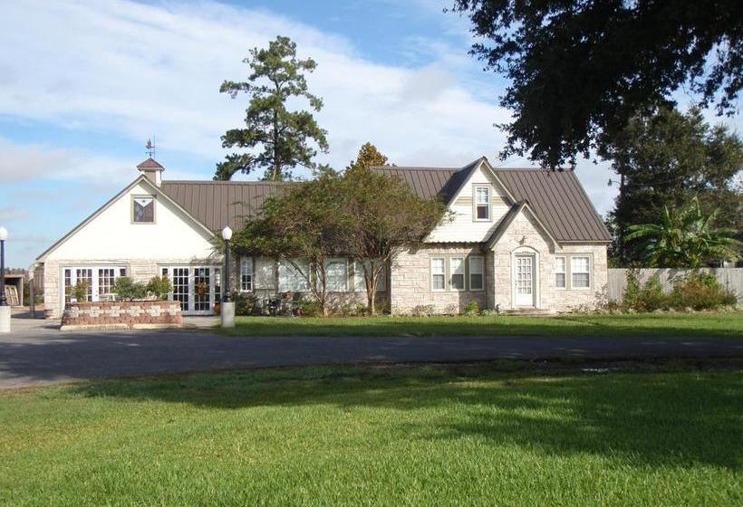 فندق صغير L'acadie Inn & Rv Park