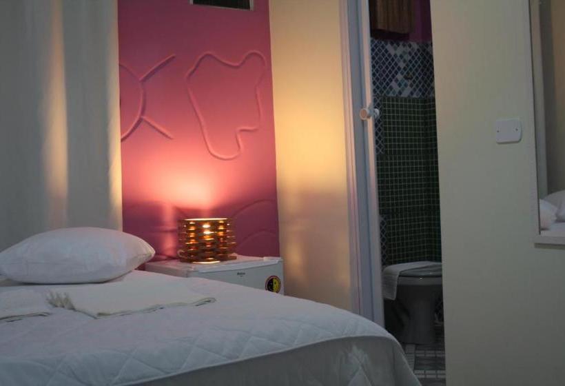 پانسیون Pousada Matahari