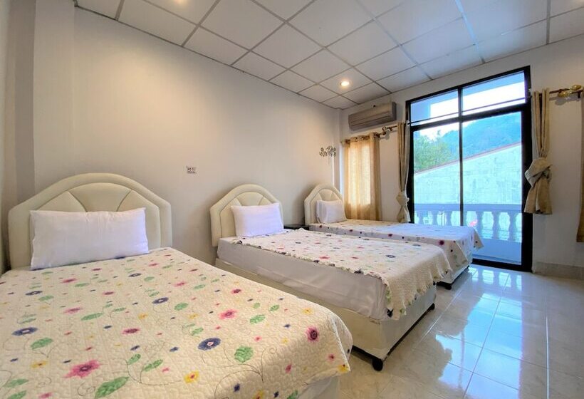 پانسیون Som Guesthouse
