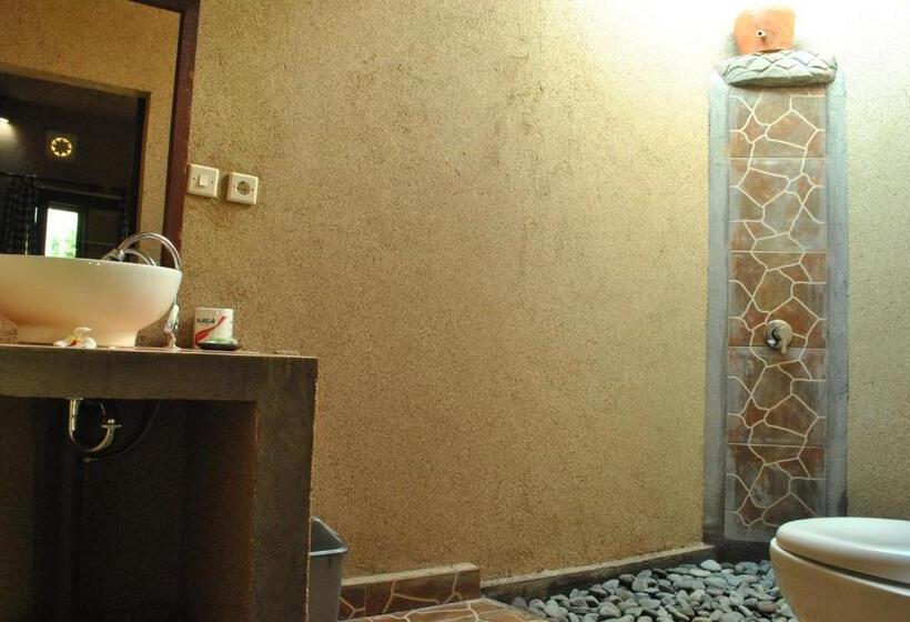 Пансион Sudi Guest House