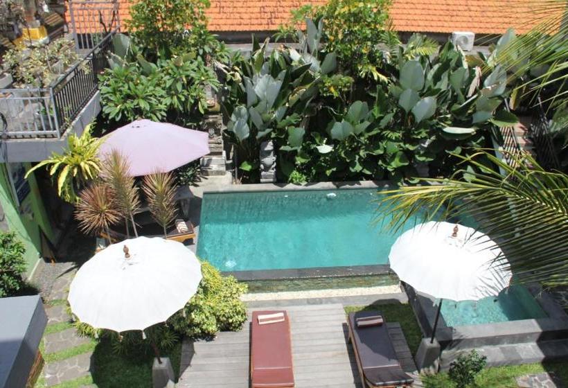 پانسیون Villa Bungsil Gading