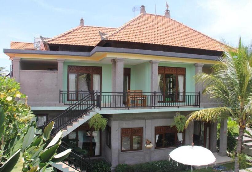 پانسیون Villa Bungsil Gading