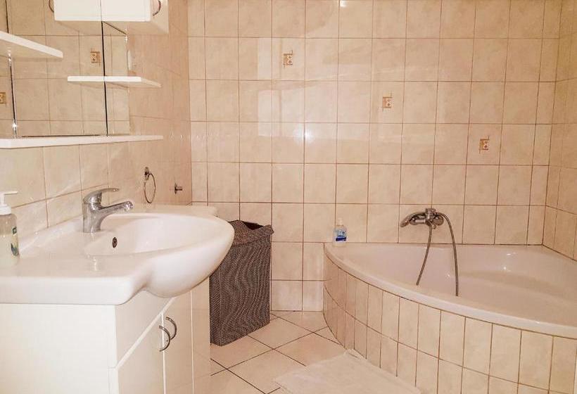 پانسیون Guesthouse Villa Elizabet