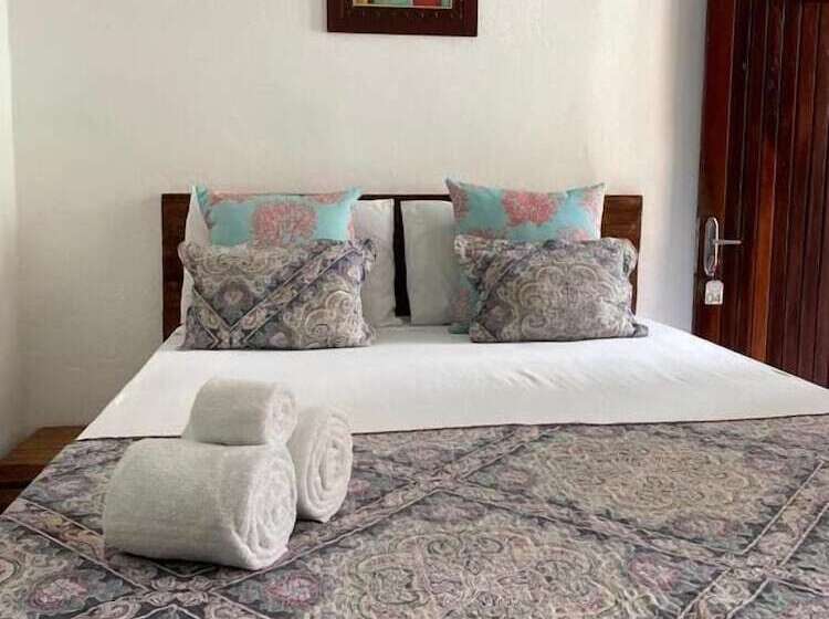 پانسیون Pousada Arraial Da Poesia