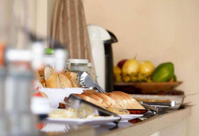 پانسیون Pousada Semente