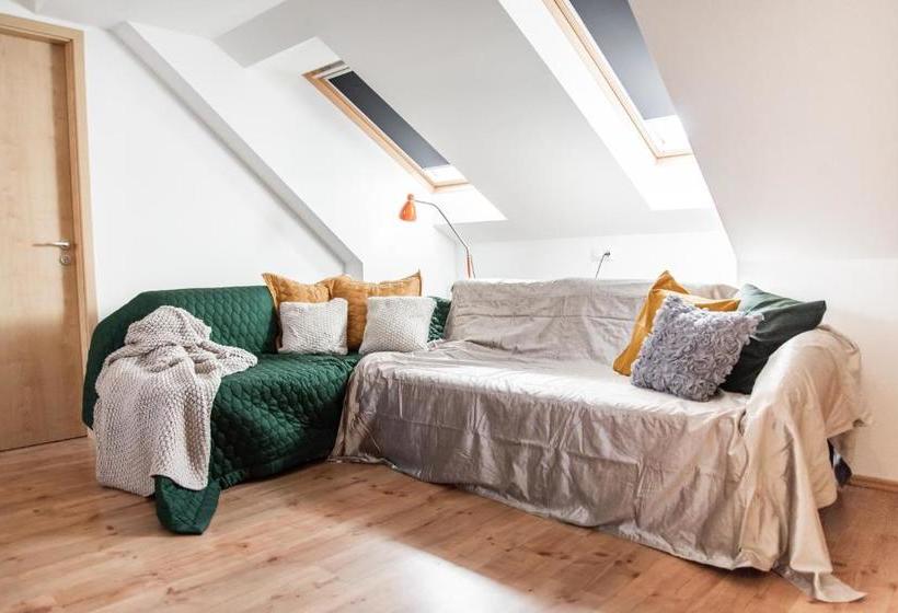 بنسيون Hetényi Apartmanház és Birtok