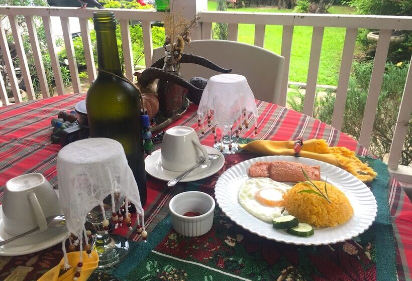 بنسيون Madie S Place