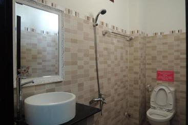 پانسیون Phuong Tay Guest House