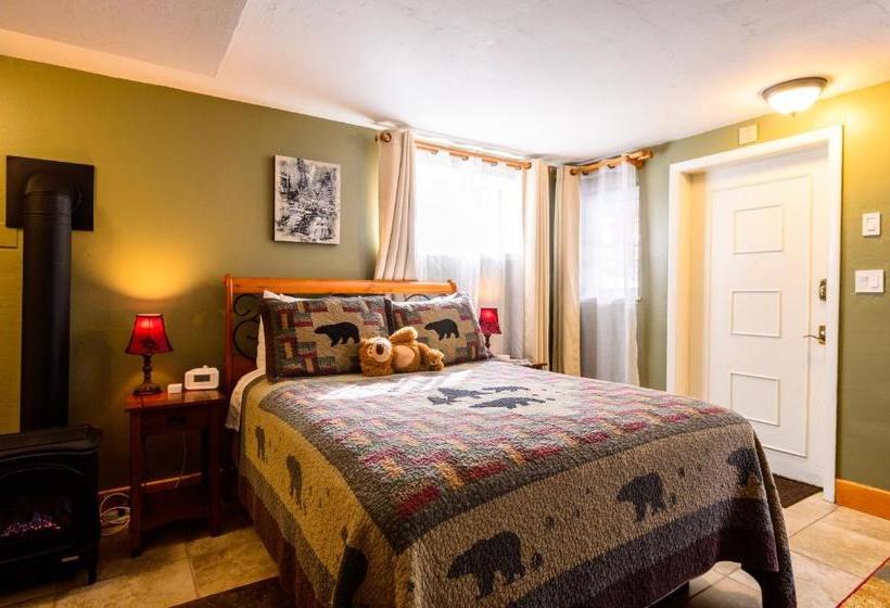 Alpen Way Chalet Mountain Lodge