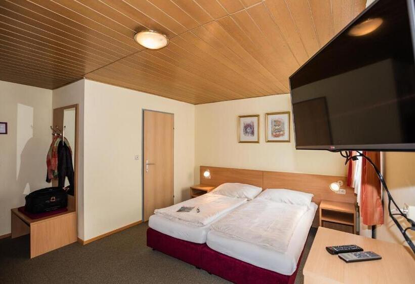 ユースホステル Denk Bed & Breakfast