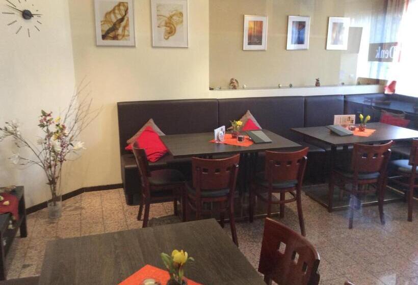 ユースホステル Denk Bed & Breakfast