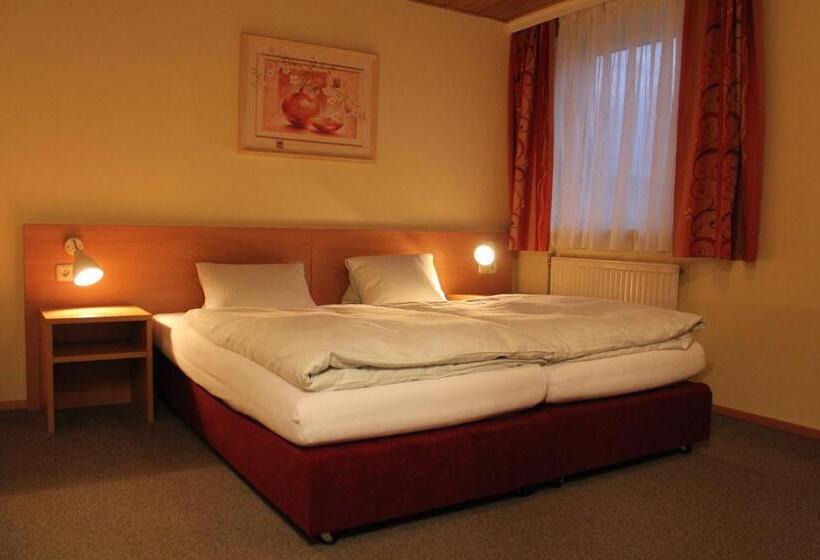 ユースホステル Denk Bed & Breakfast