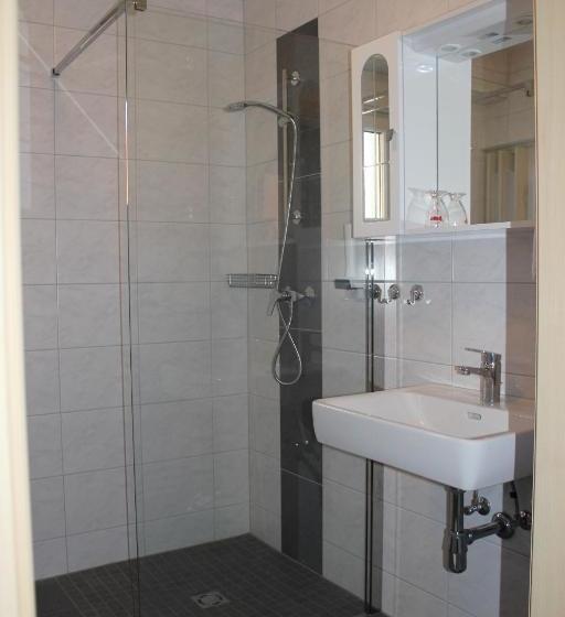 ユースホステル Gasthof Zum Mohrn