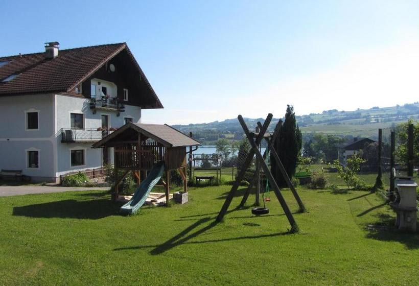 ホテル Bauernhof Schink