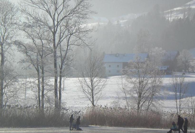 ホテル Bauernhof Schink