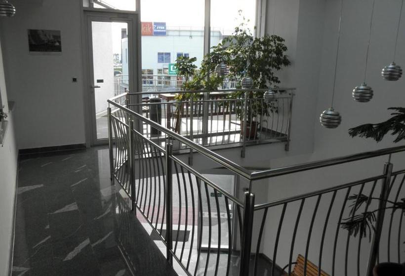 ペンション Rooms Cipot