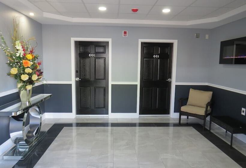 هاستل Dockside Suites
