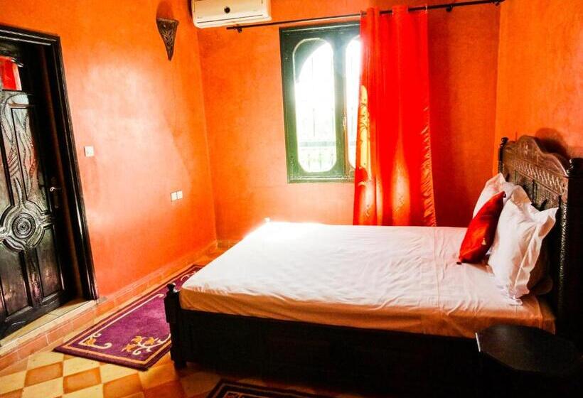 ユースホステル Jad Auberge