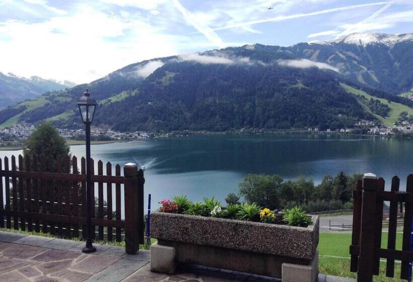 بنسيون Alpenhof Grafleiten