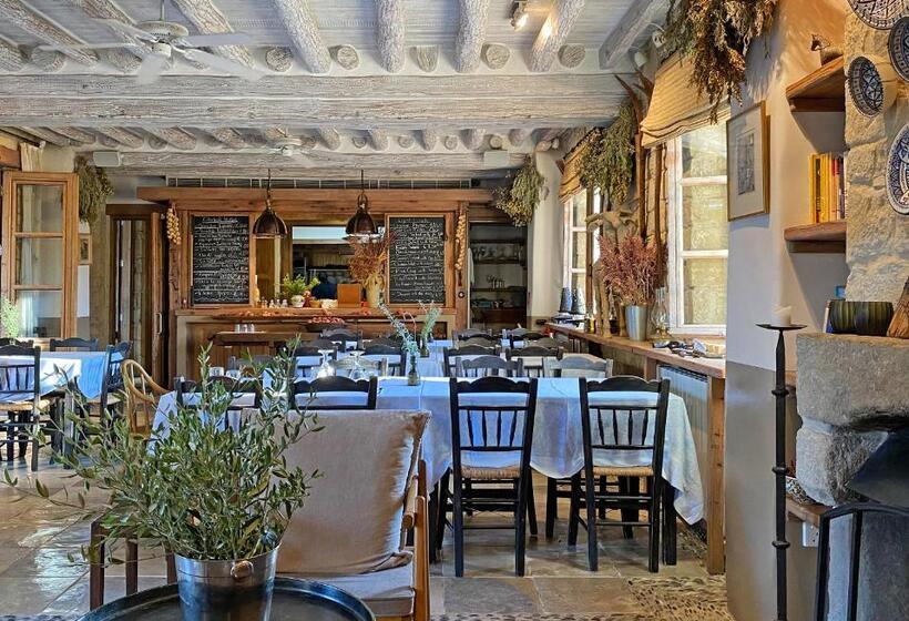 پانسیون Apokryfo Traditional Guesthouse