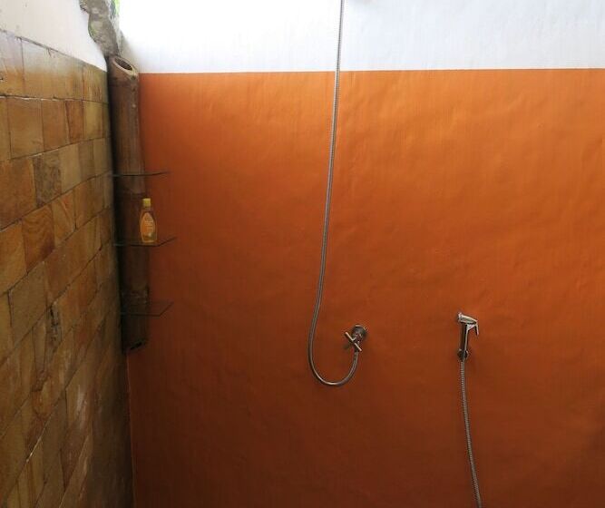 پانسیون Bukit Raya Guesthouse