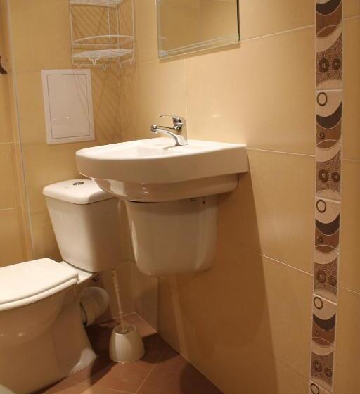 پانسیون Edelvais Guest House